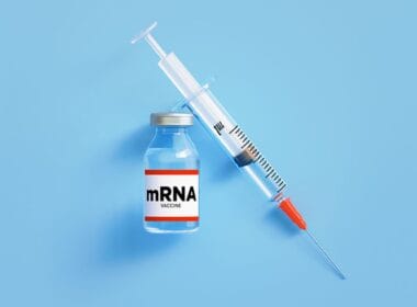 Científicos ensayarán un innovador tratamiento de ARNm contra el cáncer