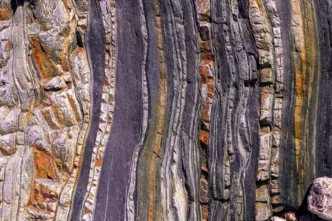 Encuentran en Canadá rocas que podrían datar del origen del planeta