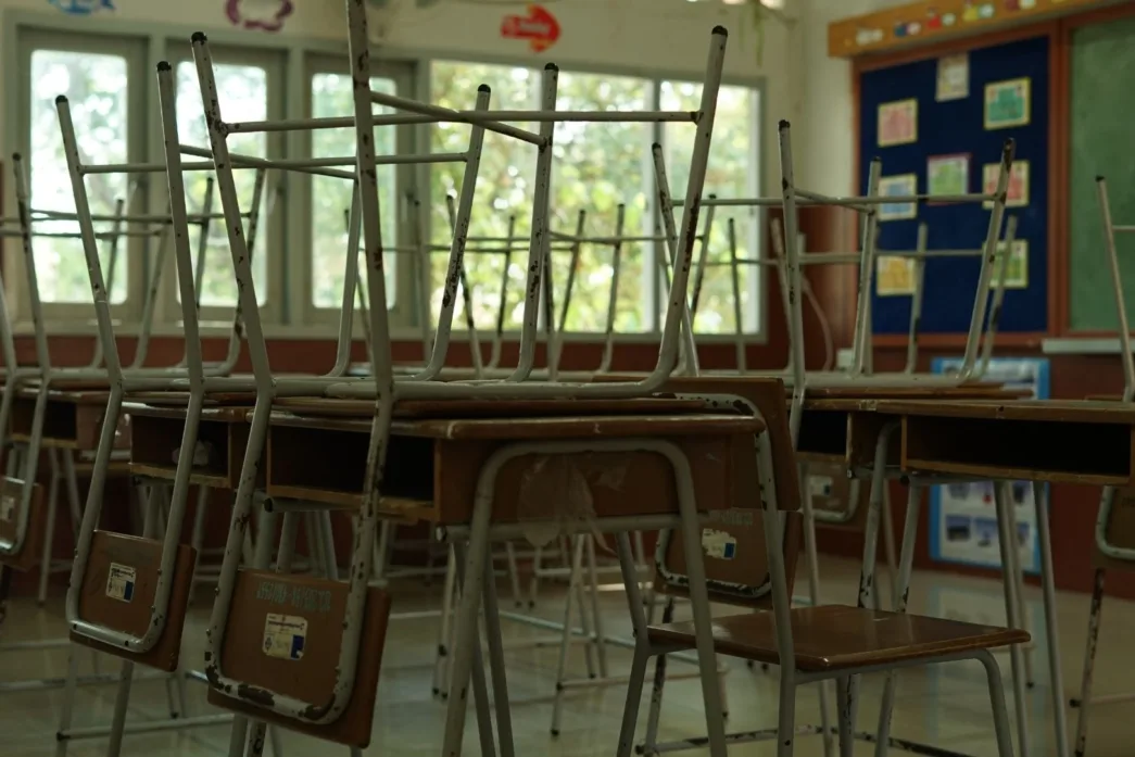 Escuela cerrada por COVID-19