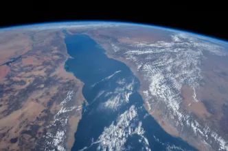 El Mar Rojo se convirtió en un desierto salino durante miles de años y un océano furioso lo trajo de vuelta