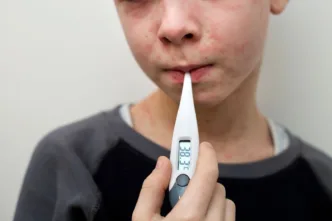 Un estudio advierte que una bajada del 5 % en las vacunas infantiles podría duplicar los casos de sarampión en Texas