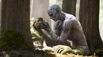 Jacob Elordi en el papel de Frankenstein