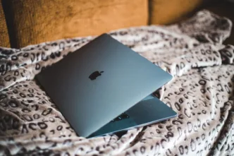 Apple lanzaría su primer Mac económico en 2026