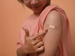 La vacuna del VPH previene la mayoría de los tumores asociados al virus, según la mayor revisión global jamás realizada